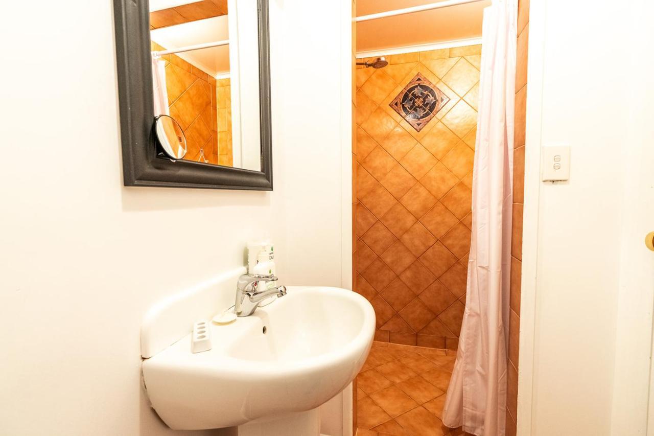 Boho Hill Waiheke Island Villa Palm Beach Bagian luar foto