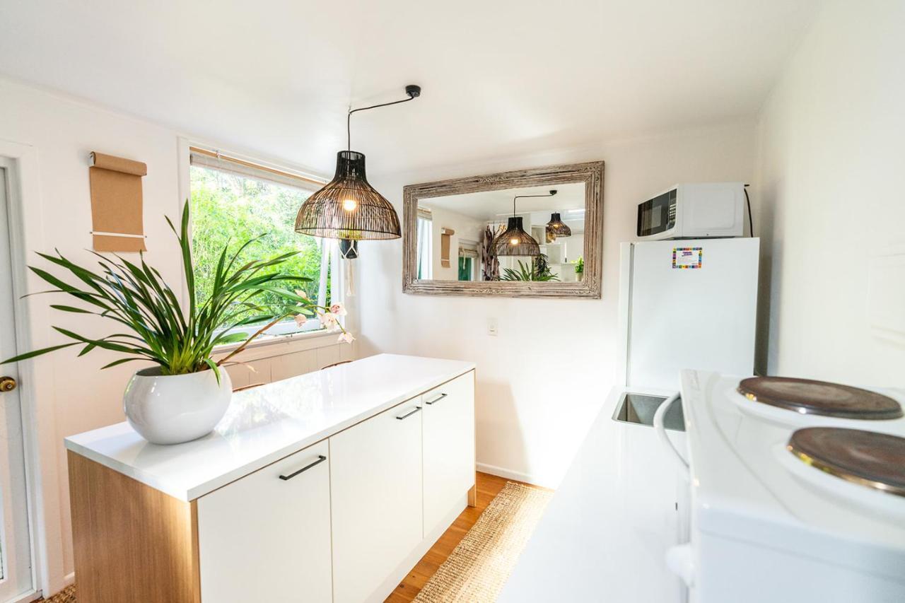 Boho Hill Waiheke Island Villa Palm Beach Bagian luar foto